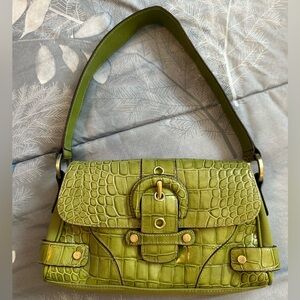 EUC Wilson’s Leather Green Croc-Embossed Shoulder Bag vintage